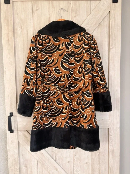 Vintage 60’s Psychedelic Tapestry Coat - Picture 13 of 16